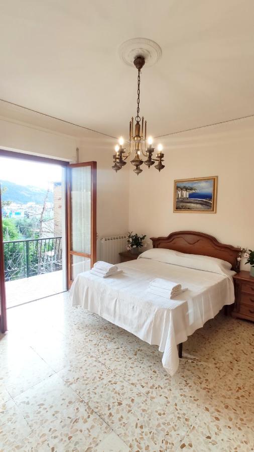Ferienwohnung La Quiete A Un Passo Dal Centro Sorrent Exterior foto