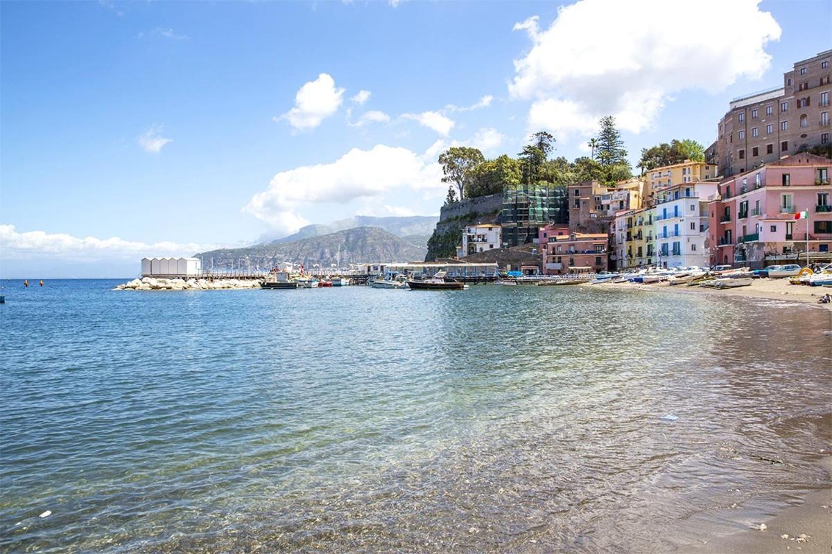 Ferienwohnung La Quiete A Un Passo Dal Centro Sorrent Exterior foto