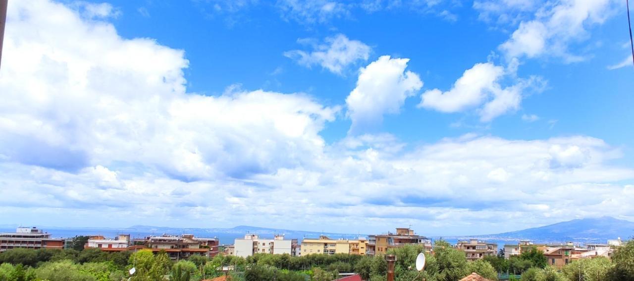 Ferienwohnung La Quiete A Un Passo Dal Centro Sorrent Exterior foto