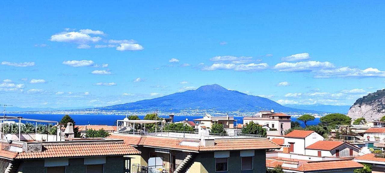 Ferienwohnung La Quiete A Un Passo Dal Centro Sorrent Exterior foto